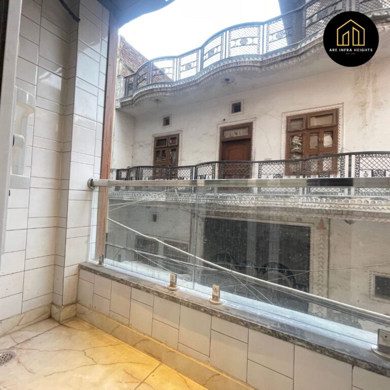 Cheapest 3 BHK Flat in Uttam Nagar | Fully Furnished 3 BHK Independent Floor with Lift & Car Parking