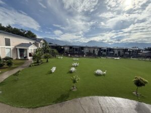 are infra heights team and trips top real estate company in uttam nagar,